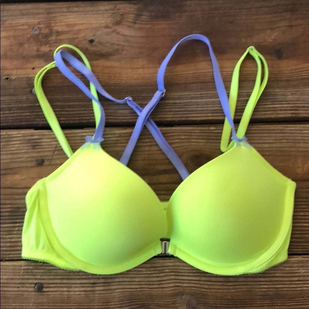 VICTORIA SECRETS PADDED BRA